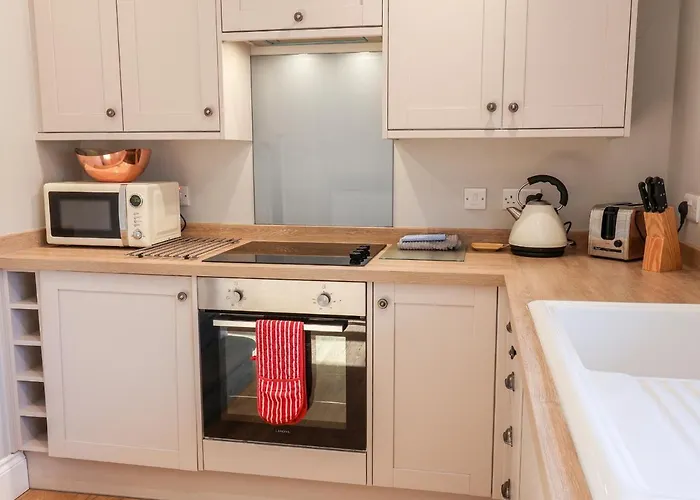 Tawny スカーバラ